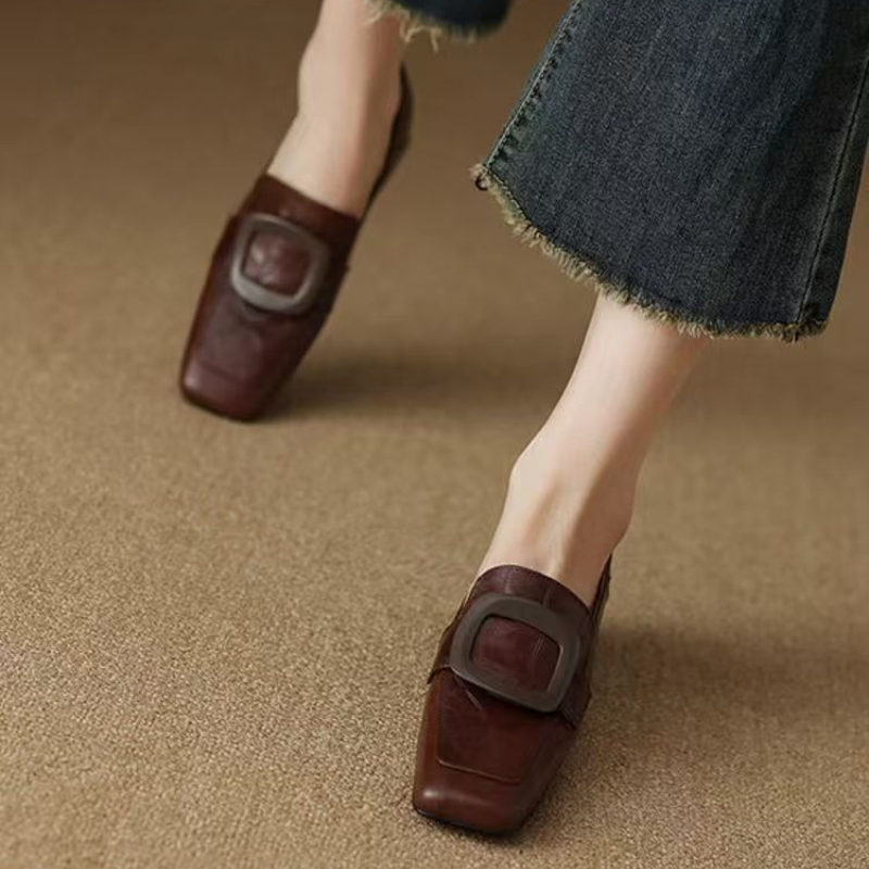 Women'S Fashion Designer Clothes - Sepatu Wanita Desainer Model Buckle Fashion